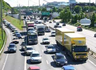 image showing big traffic jam on a uk motorway