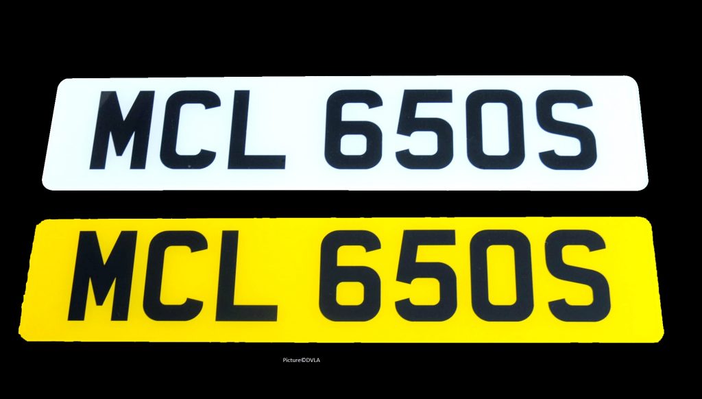 image showing identical front and back number plates to illustrate what happens when you have your number plate stolen 